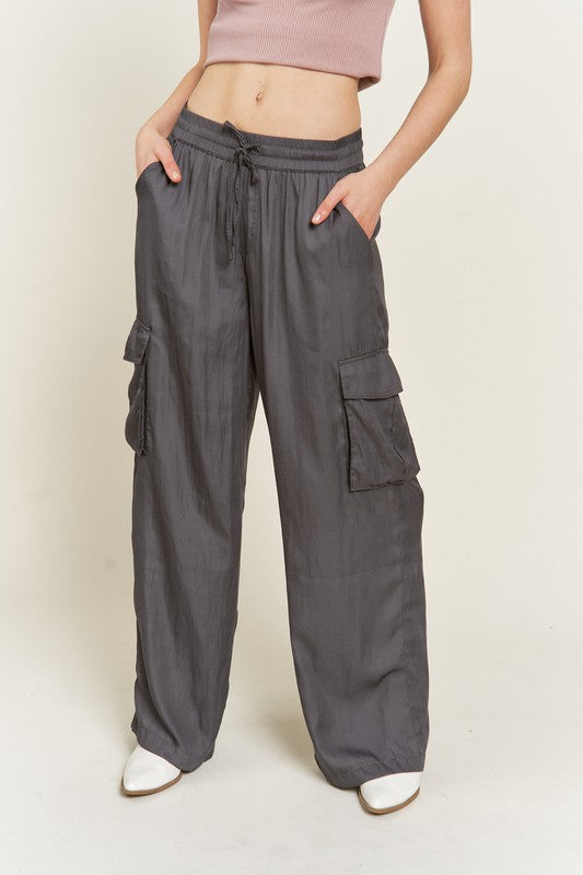 SATIN CARGO PANTS-2 COLORS