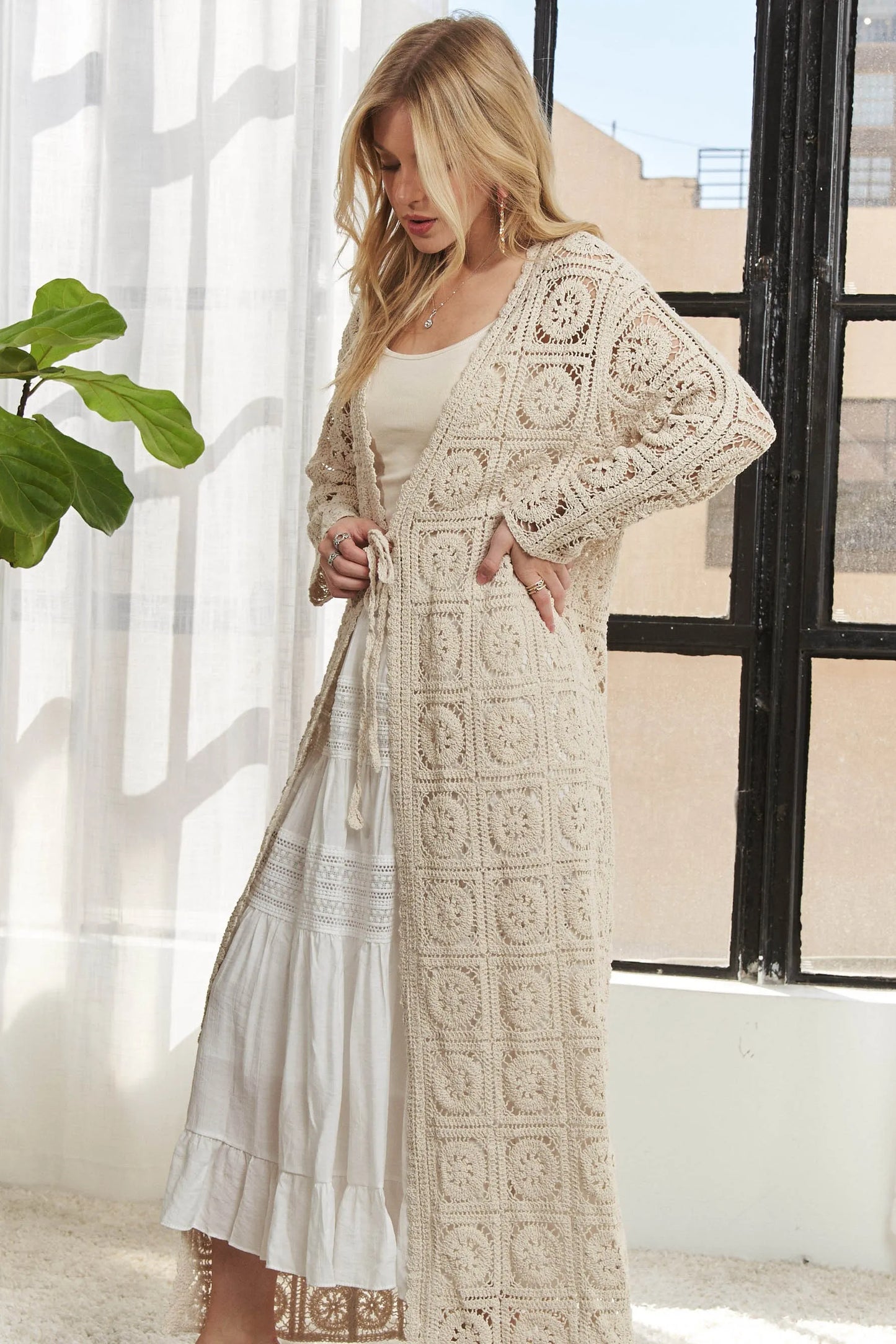 ADORA Long Sleeves Crochet Elastic Cardigan in Beige