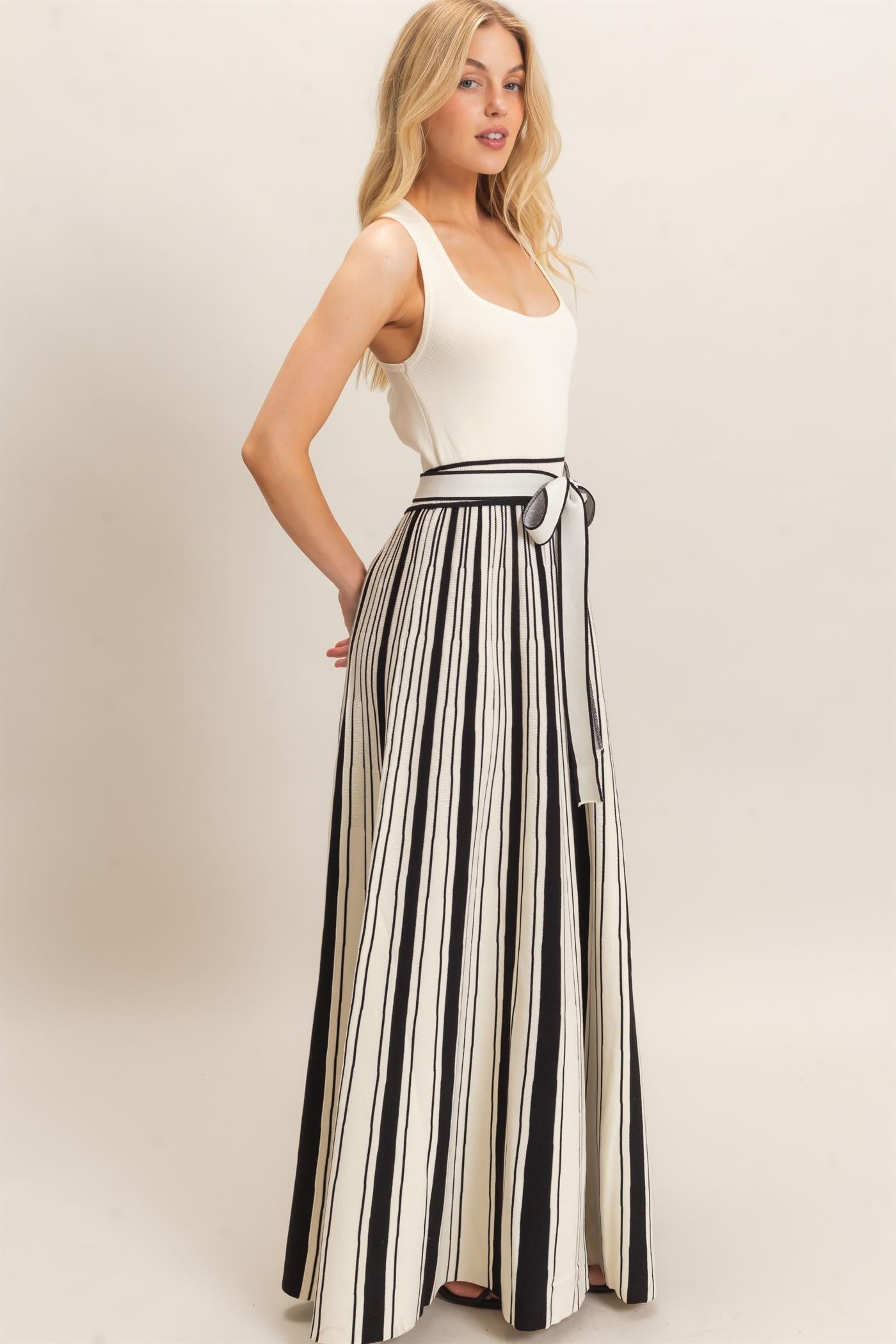Bella Lines Maxi Dress- White