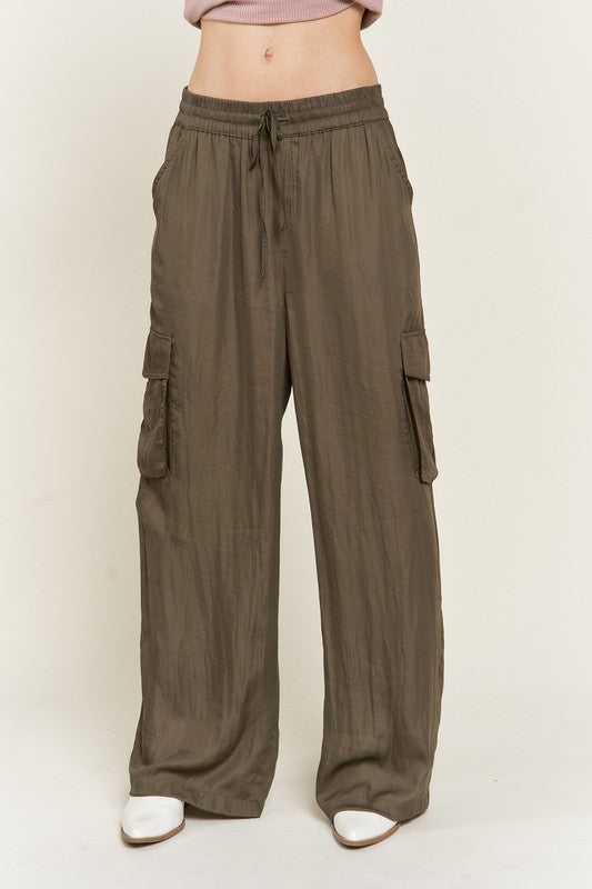 SATIN CARGO PANTS-2 COLORS