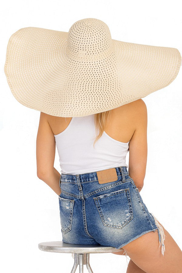 Oversized Beach Straw Hat (Pre-Order)