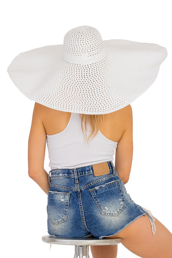 Oversized Beach Straw Hat (Pre-Order)