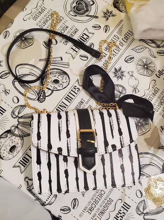 black & white striped chain fashion bag