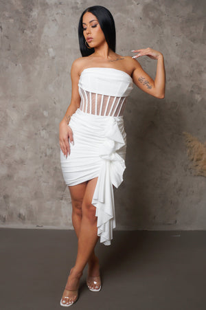 Descriptive image text