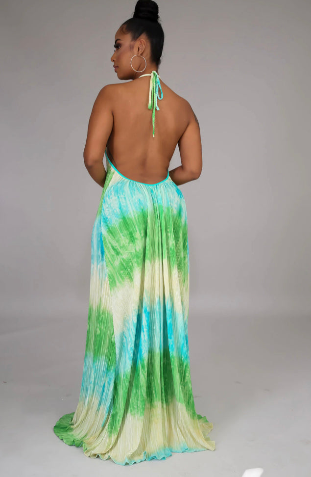 “dreams” pleated halter neck open back maxi dress