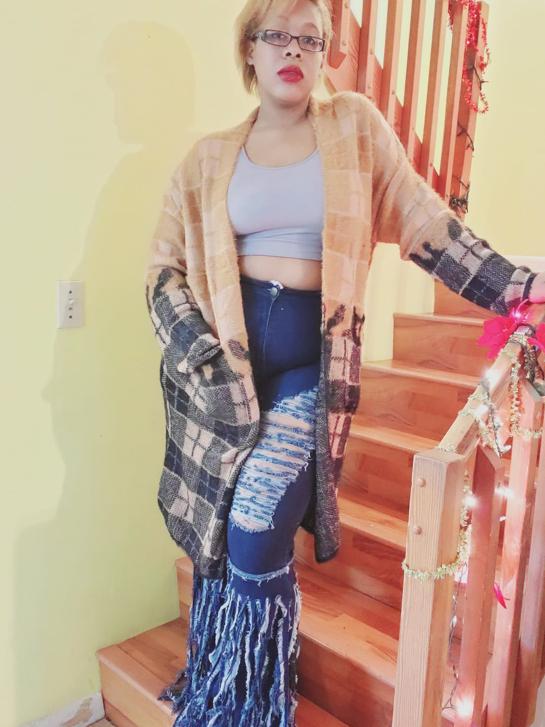 dark blue high rise frayed bottom stretch jeans