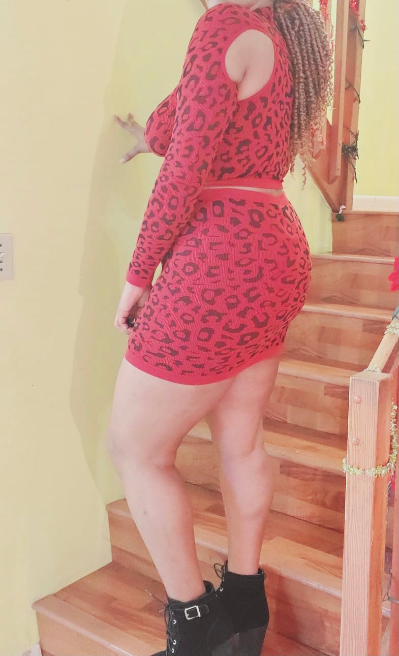 sexy wine mini skirt set